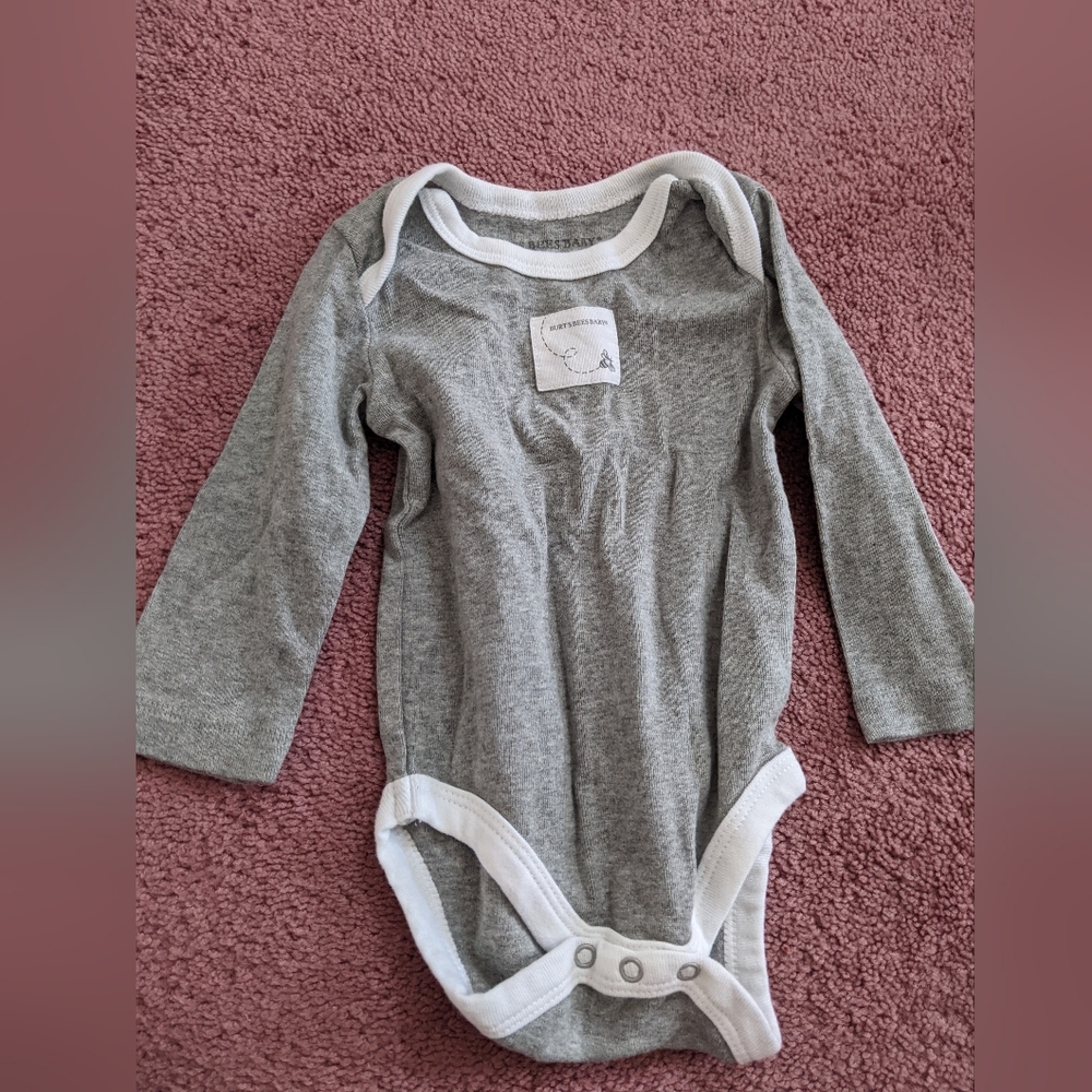Burt's Bees gray onesie, size 0-3 months, barely used